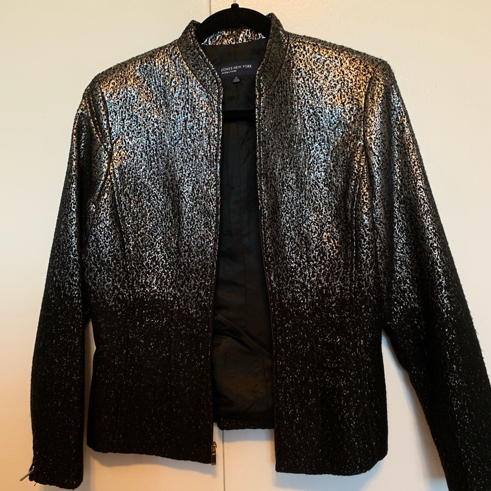 Black and silver shimmering blazer